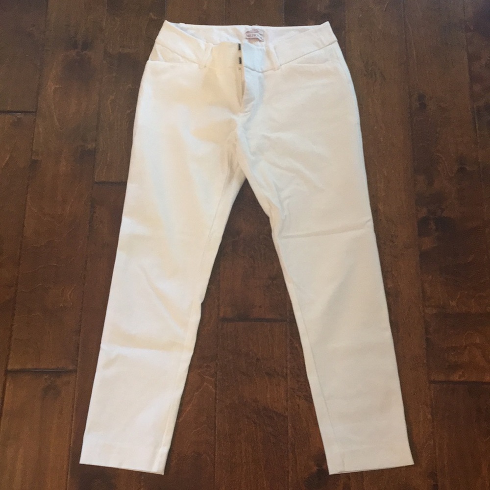 White ankle length cropped dress pant